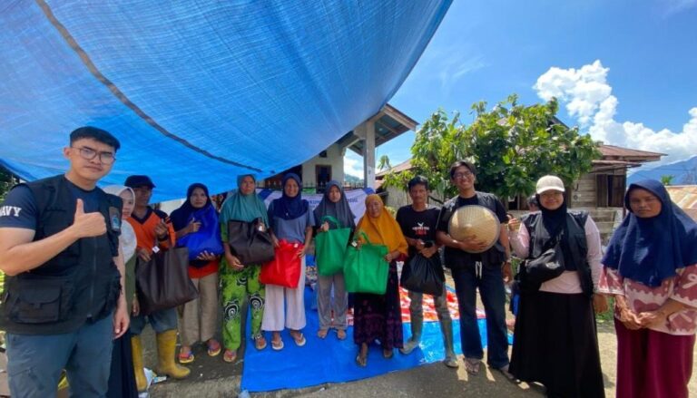 Layanan Kesehatan-Pengobatan Gratis, Plus Psikososial di Posko Maninjau, Tim Dokter FK UMM Gandeng MDMC Lampung